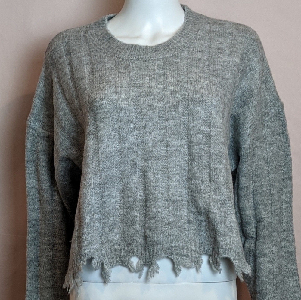 Fashion Nova Pulling On My Strings Ribbed Heather Gray Sweater size Medium